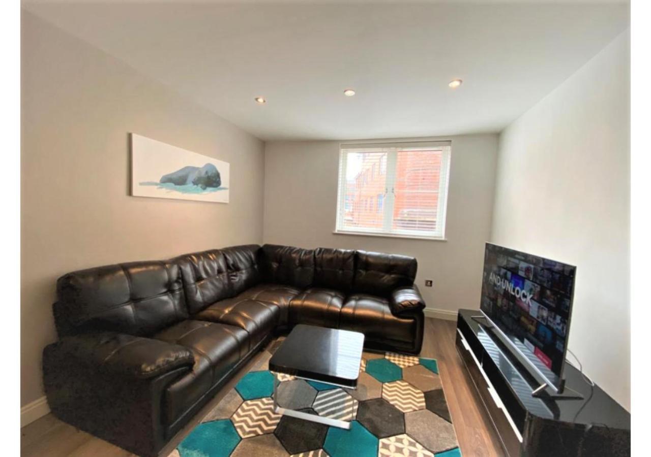 24-7 Secured City Centre Apartments With Free Underground Parking And Wifi Бірмінгем Екстер'єр фото