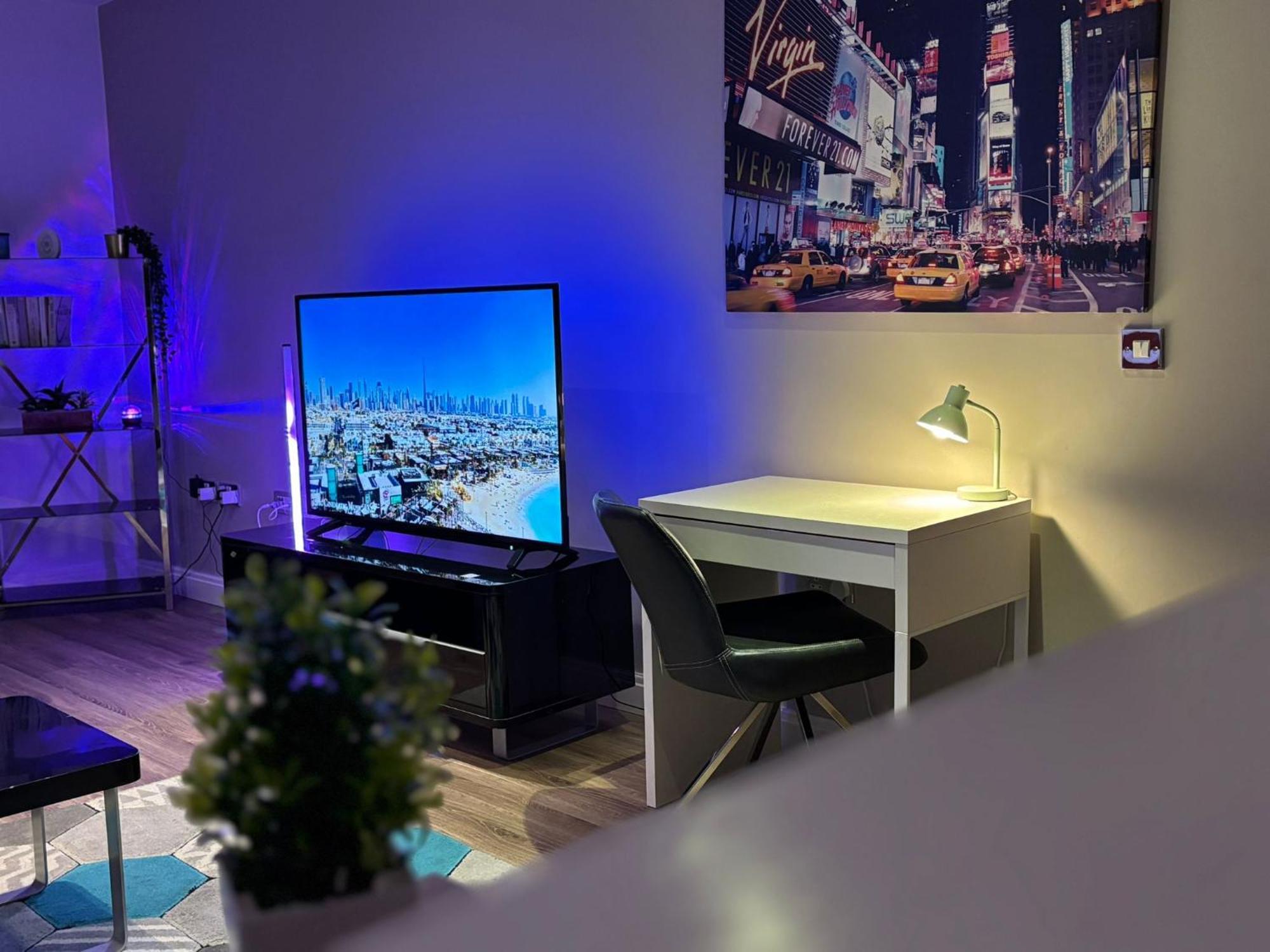 24-7 Secured City Centre Apartments With Free Underground Parking And Wifi Бірмінгем Екстер'єр фото