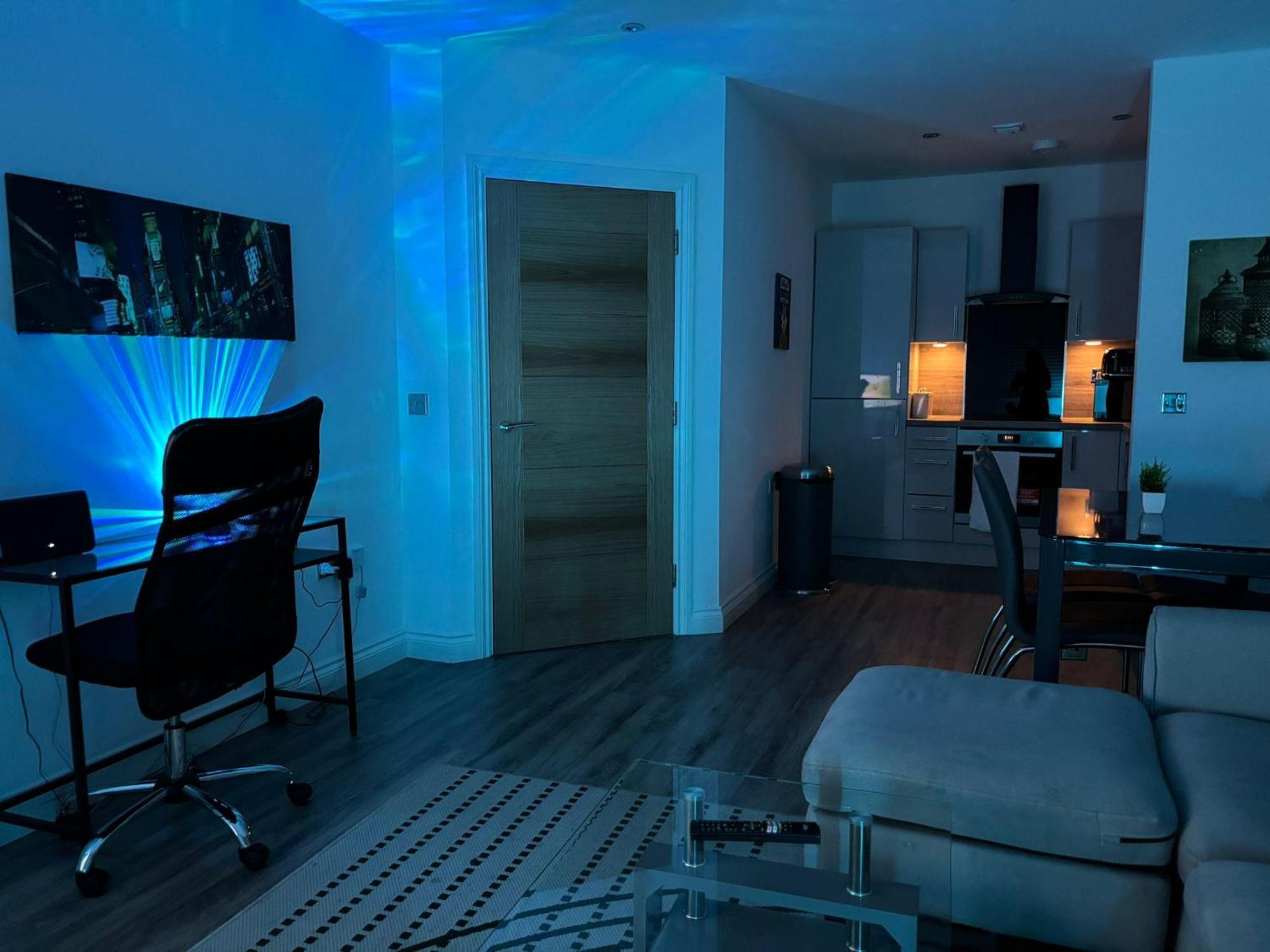 24-7 Secured City Centre Apartments With Free Underground Parking And Wifi Бірмінгем Екстер'єр фото