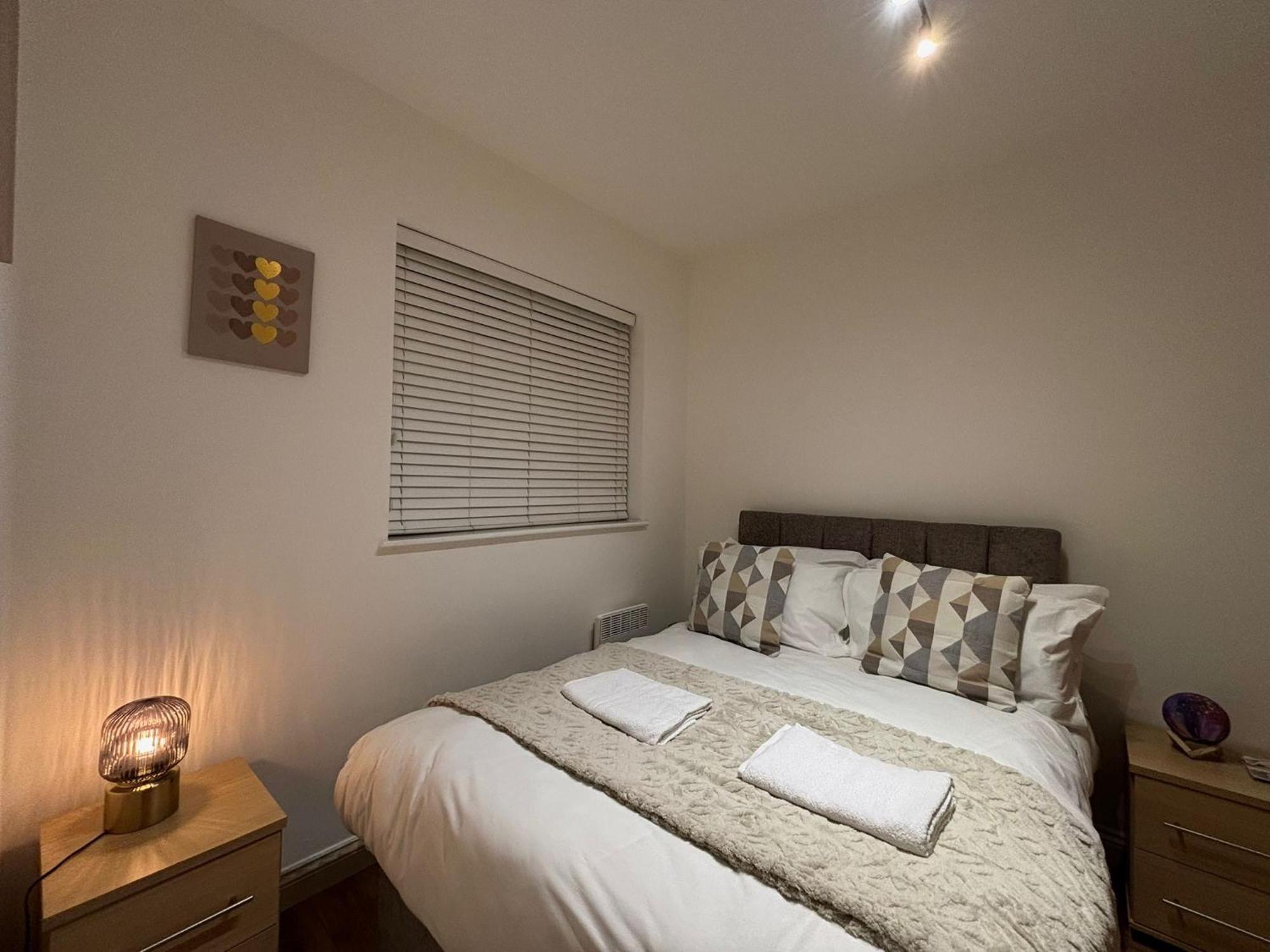 24-7 Secured City Centre Apartments With Free Underground Parking And Wifi Бірмінгем Екстер'єр фото