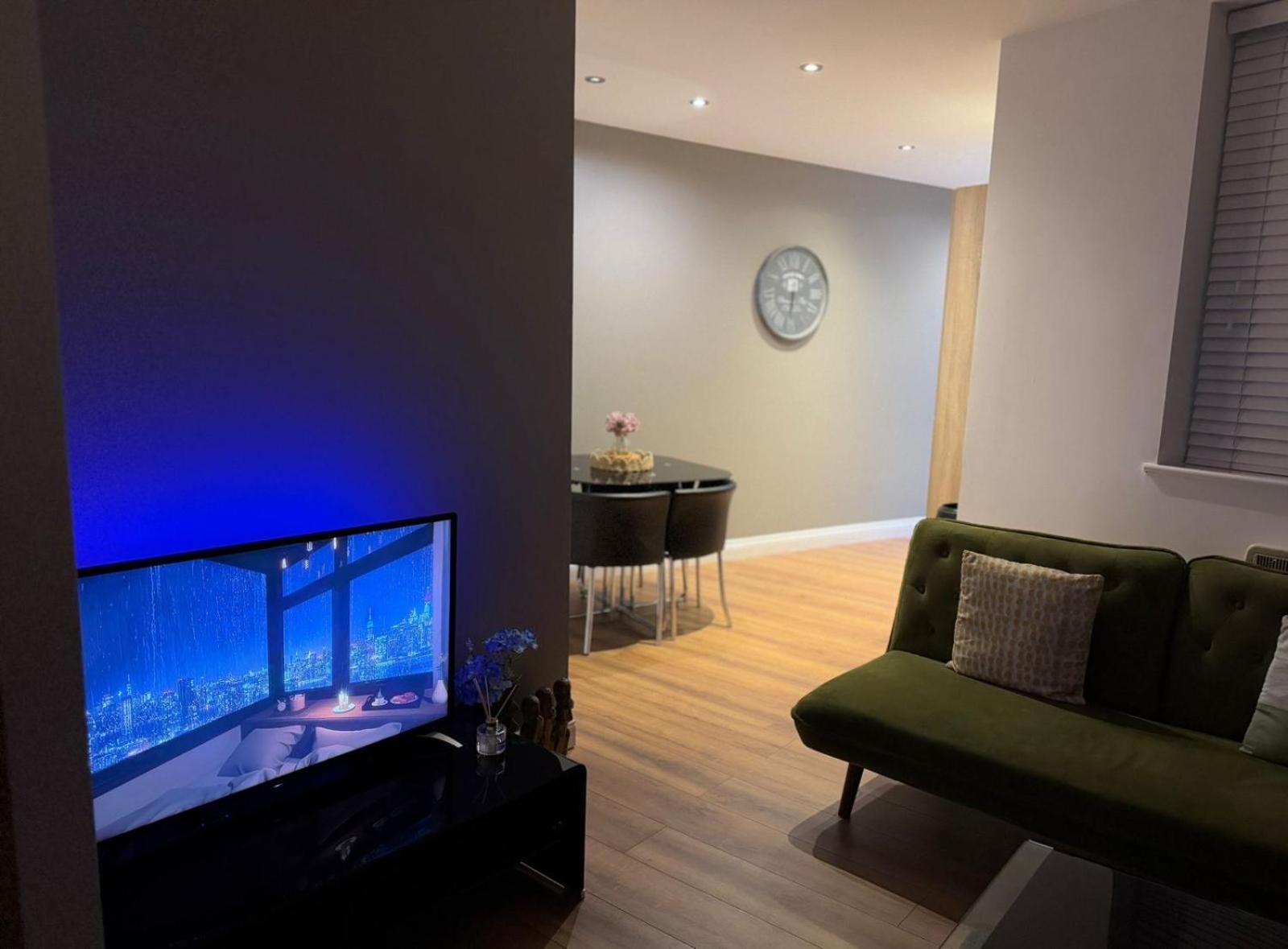 24-7 Secured City Centre Apartments With Free Underground Parking And Wifi Бірмінгем Екстер'єр фото