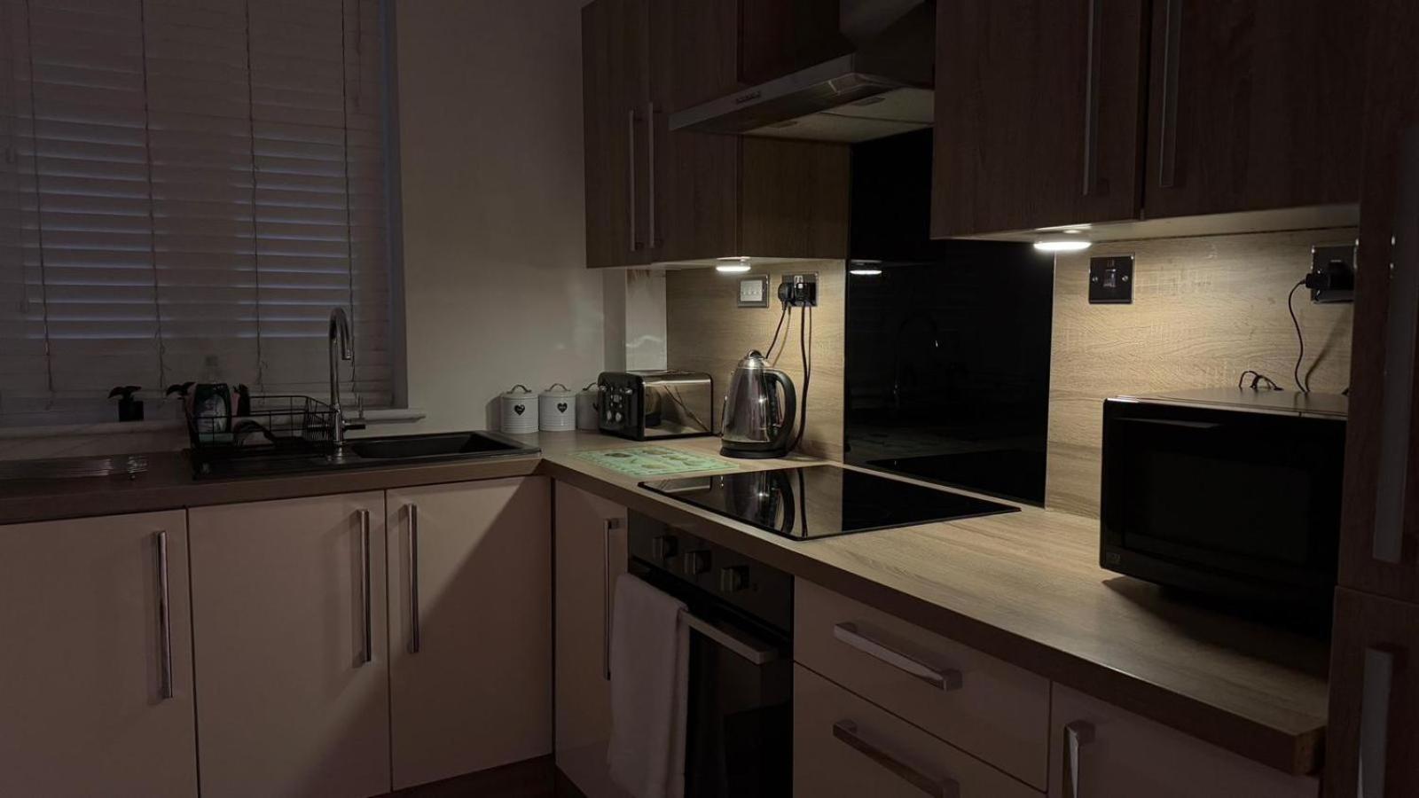 24-7 Secured City Centre Apartments With Free Underground Parking And Wifi Бірмінгем Екстер'єр фото