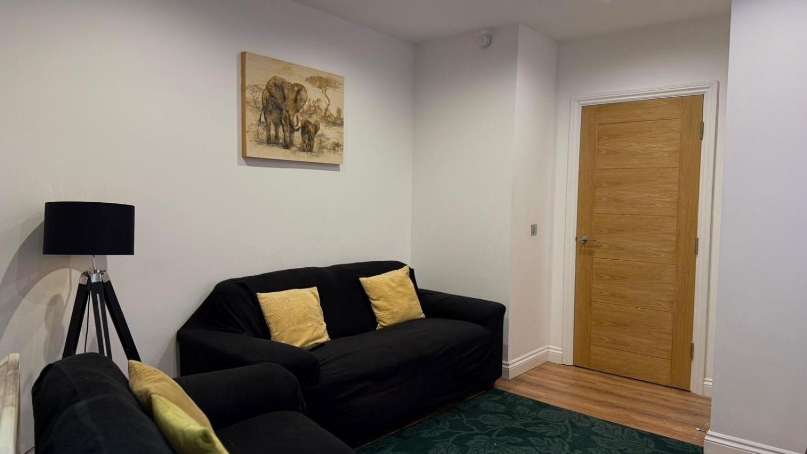24-7 Secured City Centre Apartments With Free Underground Parking And Wifi Бірмінгем Екстер'єр фото