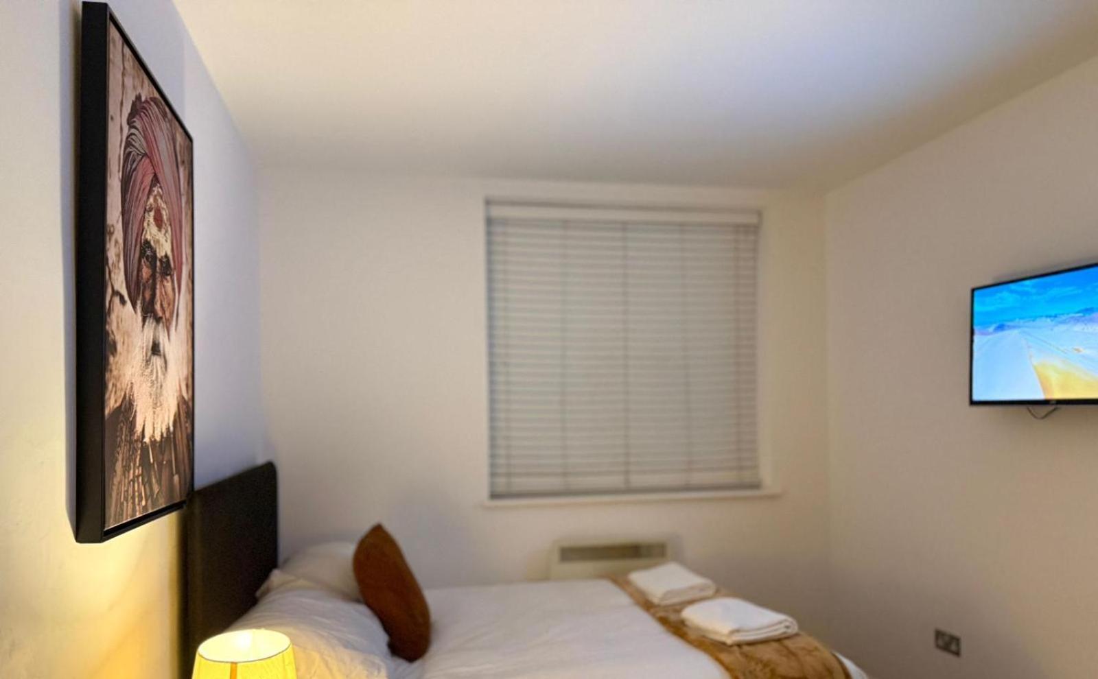 24-7 Secured City Centre Apartments With Free Underground Parking And Wifi Бірмінгем Екстер'єр фото